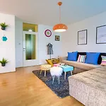 Apartment Romantic Pop